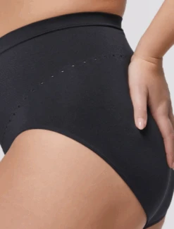 Slip Donna Maxy Microfibra Confort Size Pompea 9 Slip Donna Maxy Microfibra Confort Size Pompea -Sconto Enrico Coveri slip nero 2